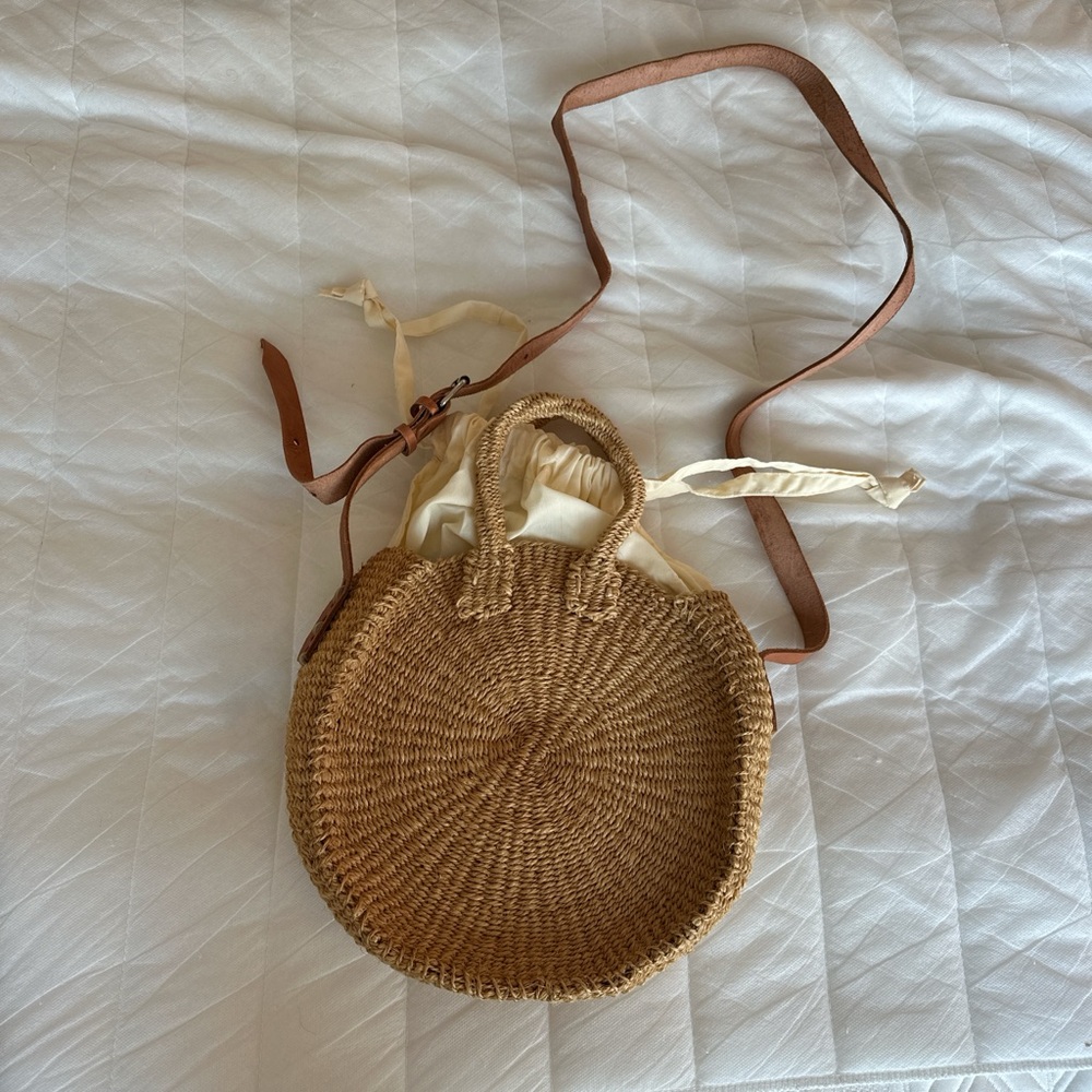 Stylish Tan Woven Women's Bag